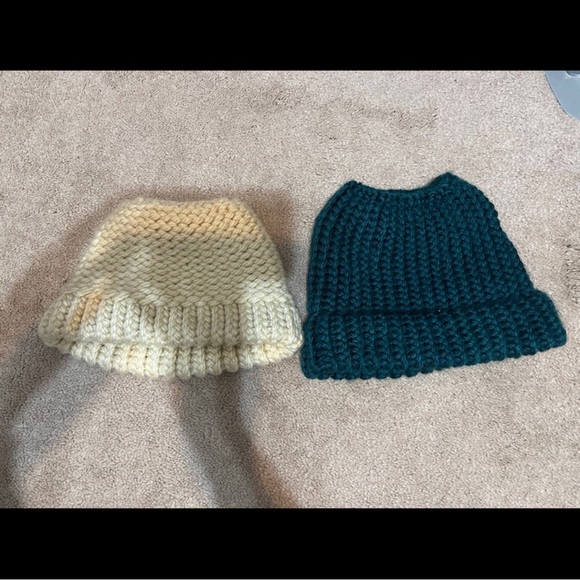 knit ponytail beanie hats - Picture 1 of 2